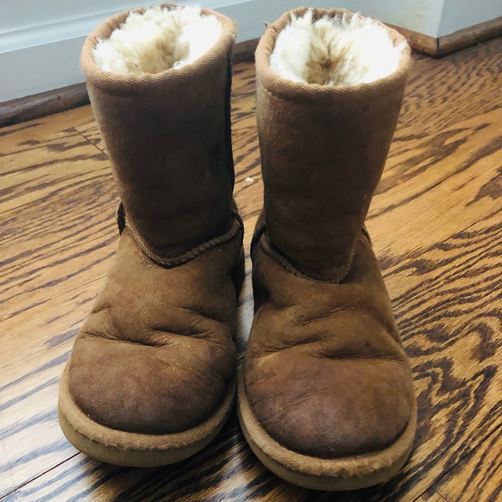 UGG girls size 13